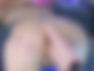 LoLaHotWet's Live Sex Cam Show