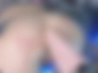 LoLaHotWet's Live Sex Cam Show