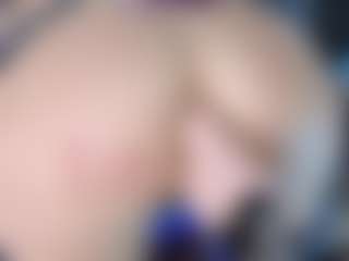LoLaHotWet's Live Sex Cam Show