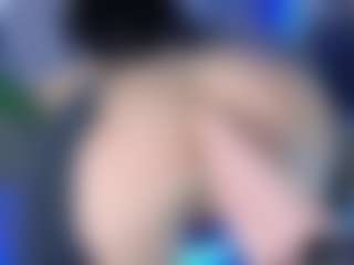 LoLaHotWet's Live Sex Cam Show