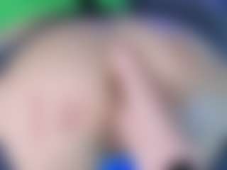 LoLaHotWet's Live Sex Cam Show