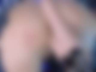 LoLaHotWet's Live Sex Cam Show