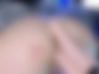 LoLaHotWet's Live Sex Cam Show