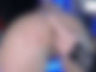 LoLaHotWet's Live Sex Cam Show