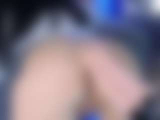 LoLaHotWet's Live Sex Cam Show