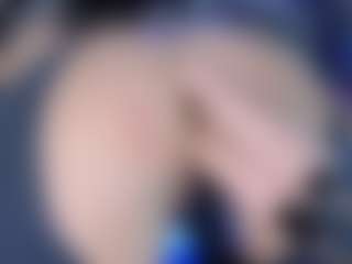 LoLaHotWet's Live Sex Cam Show