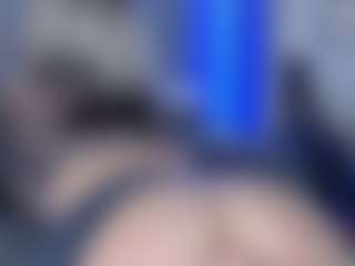 LoLaHotWet's Live Sex Cam Show