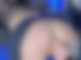 Live cam show with LoLaHotWet - Big Tits on Camsoda