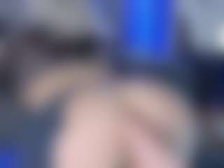 LoLaHotWet's Live Sex Cam Show