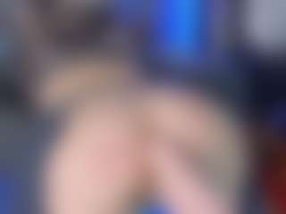 LoLaHotWet's Live Sex Cam Show