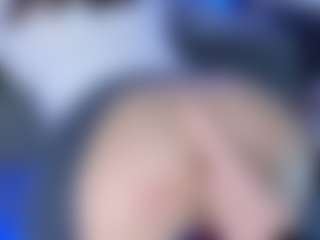 LoLaHotWet's Live Sex Cam Show