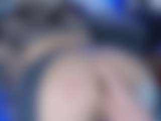LoLaHotWet's Live Sex Cam Show