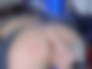 LoLaHotWet's Live Sex Cam Show
