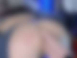 LoLaHotWet's Live Sex Cam Show