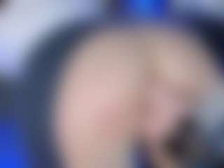 LoLaHotWet's Live Sex Cam Show