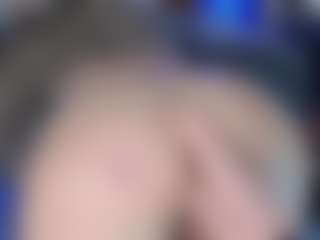 LoLaHotWet's Live Sex Cam Show
