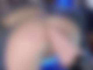 LoLaHotWet's Live Sex Cam Show