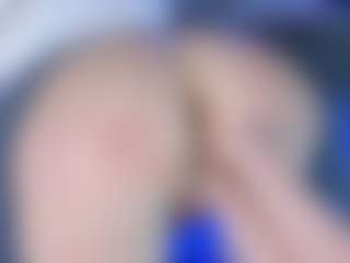 LoLaHotWet's Live Sex Cam Show