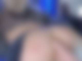 LoLaHotWet's Live Sex Cam Show