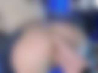 LoLaHotWet's Live Sex Cam Show
