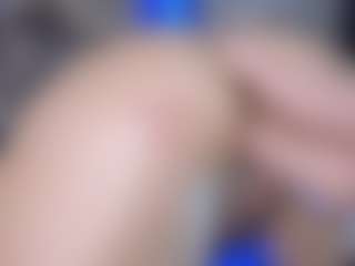 LoLaHotWet's Live Sex Cam Show