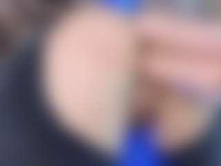 LoLaHotWet's Live Sex Cam Show
