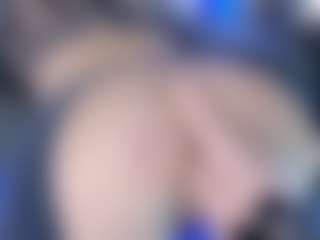 LoLaHotWet's Live Sex Cam Show