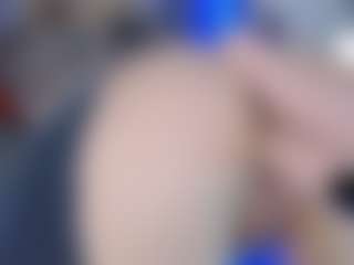 LoLaHotWet's Live Sex Cam Show