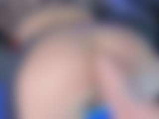 Live cam show with LoLaHotWet - BBW on https://playwithruby.com