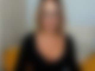 MollyGold's Live Sex Cam Show