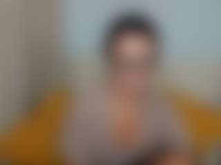 Live cam show with MollyGold - Cuckold on milfzrlive.com