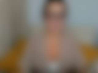 Live cam show with MollyGold - Cuckold on Strip Flash - Live Sex Shows
