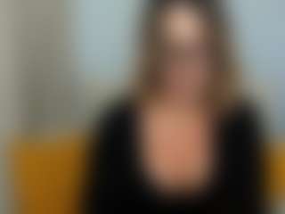 MollyGold's Live Sex Cam Show