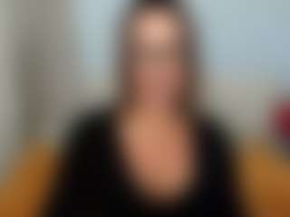 Live cam show with MollyGold - Glasses on CamClone