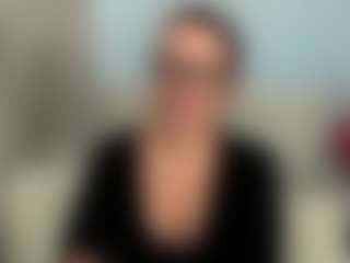 MollyGold's Live Sex Cam Show