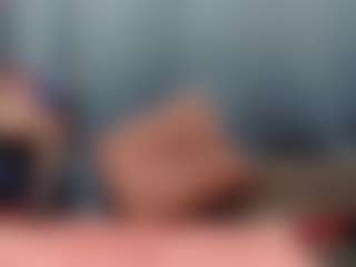 Live cam show with Viioletta19 - Glasses on Camsoda