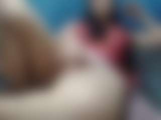 Live cam show with Viioletta19 - Bedroom on Camsoda