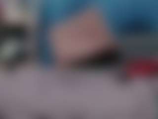 Live cam show with Viioletta19 - Glasses on Camsoda