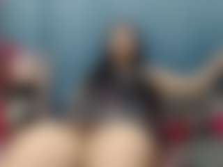 Live cam show with Viioletta19 - Average on Cam Slut