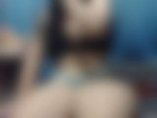 Live cam show with Viioletta19 - Thong on Camsoda