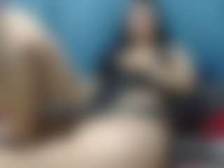 Live cam show with Viioletta19 - Big Tits on Camsoda