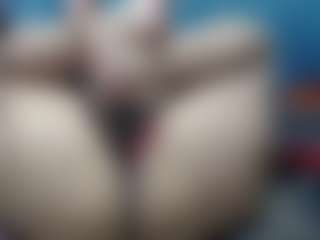 Live cam show with Viioletta19 - Latina on EXY | colombia
