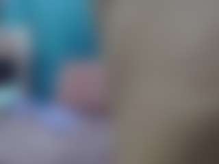 Live cam show with Viioletta19 - Handjob on slutload