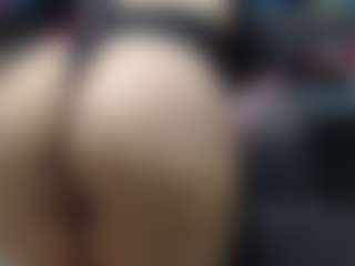 Live cam show with Viioletta19 - Average on makecum.org