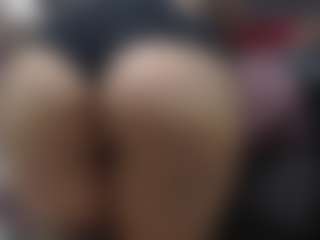 Live cam show with Viioletta19 - Thong on Fling VIP Chat