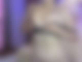 Live cam show with chloetailor - Dildo Or Vibrator on Cam Slut