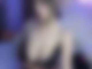 Live cam show with chloetailor - Cum on TeamSkeetLive