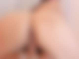 sara-bonneth's Live Sex Cam Show