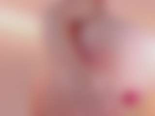 Live cam show with sara-bonneth - Swallow on Camsoda