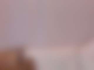 Live cam show with sara-bonneth - Squirt on Camsoda